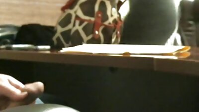 Saru Jay tuče crni kurac u dućanu s odjećom