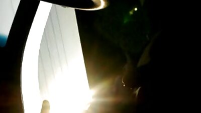 Crvenokosa lutka želi osloboditi svog šefa stresa
